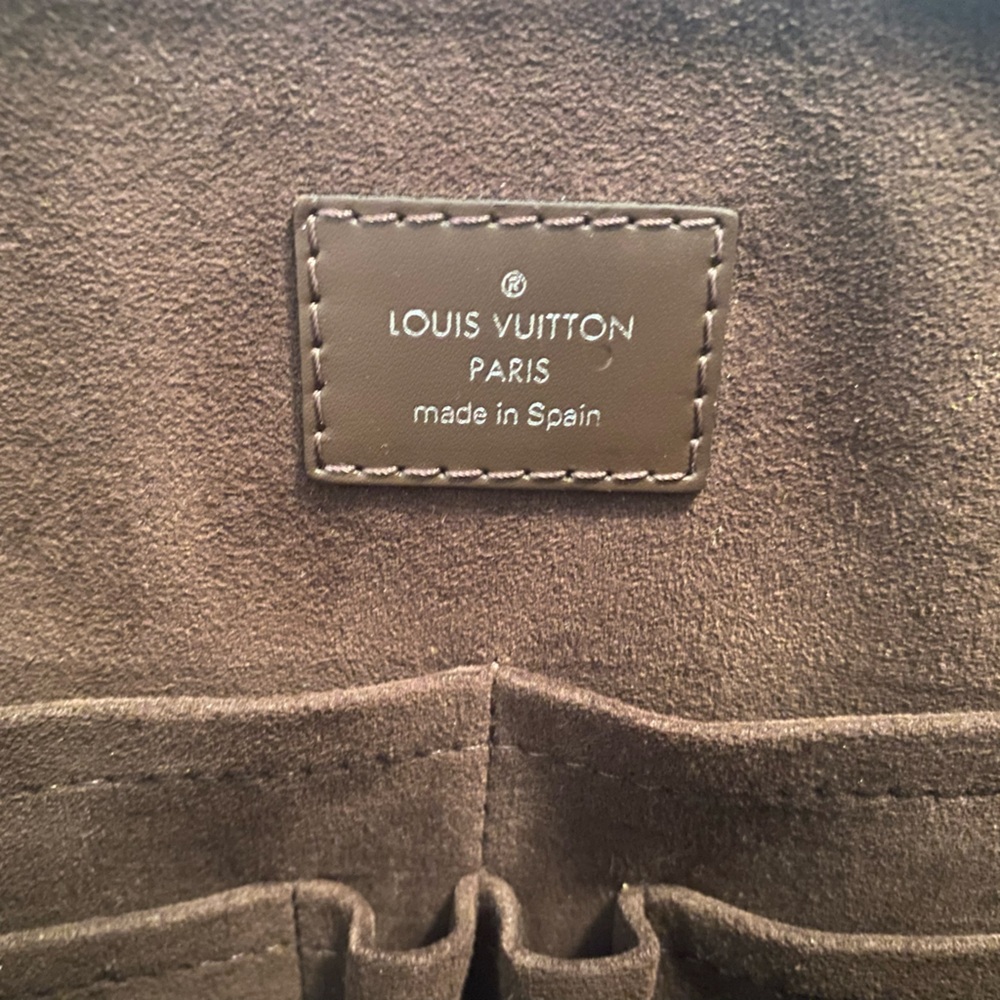 Louis Vuitton - Porte Documents Jour Epi